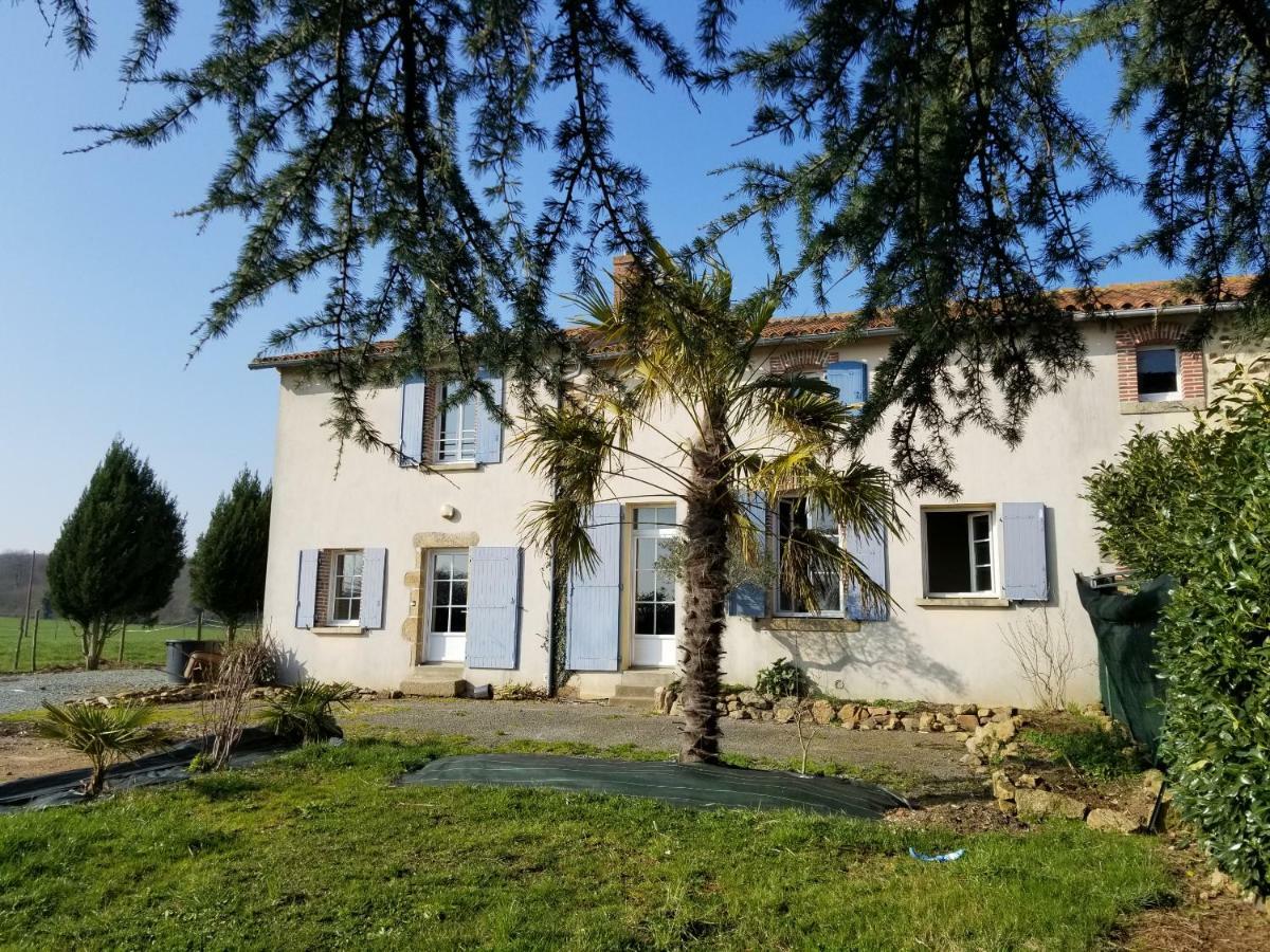 Villa Le Beugnon La Pommeraie-sur-Sèvre Exterior foto